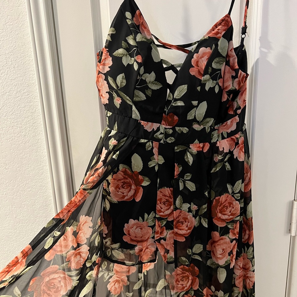 Medium Shorts Romper w Long Tail